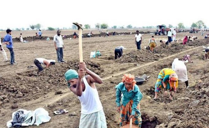 People leave drought-affected villages in Karnataka search of livelihood